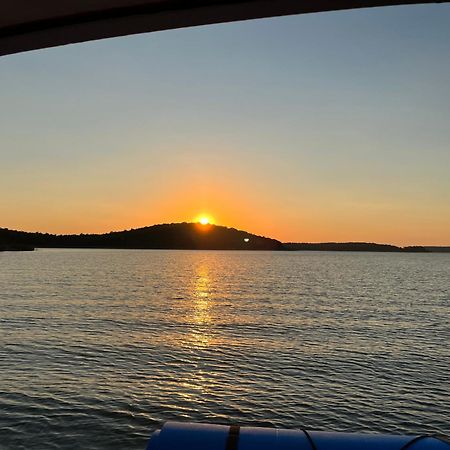 Lake River Lodge Bull Shoals Buitenkant foto